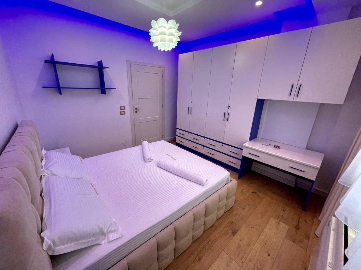 Queen'S Luxury Apartments Lake Тирана Екстер'єр фото